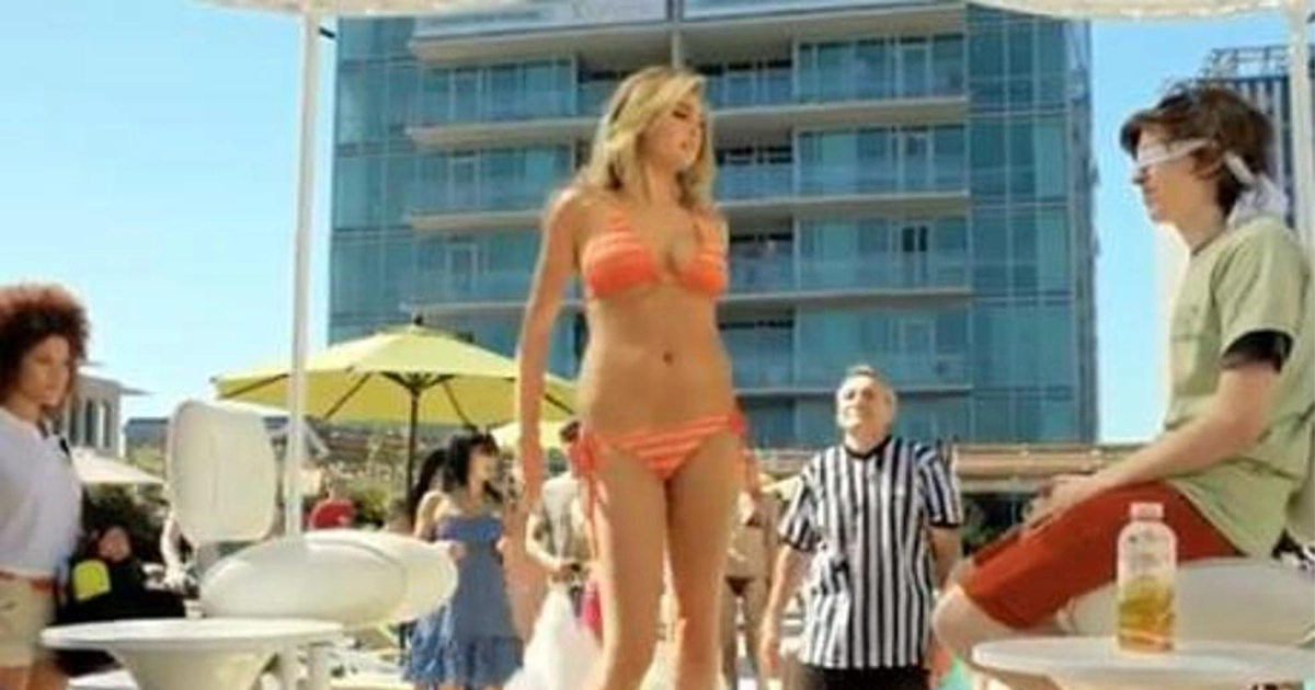 Kate Upton Sobe Ad