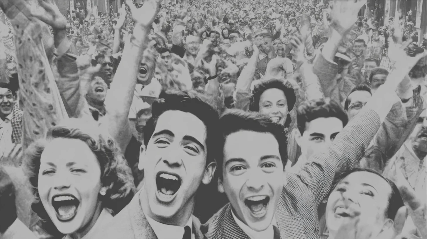 © History Oasis August 15th 1945 V J Day Celebration