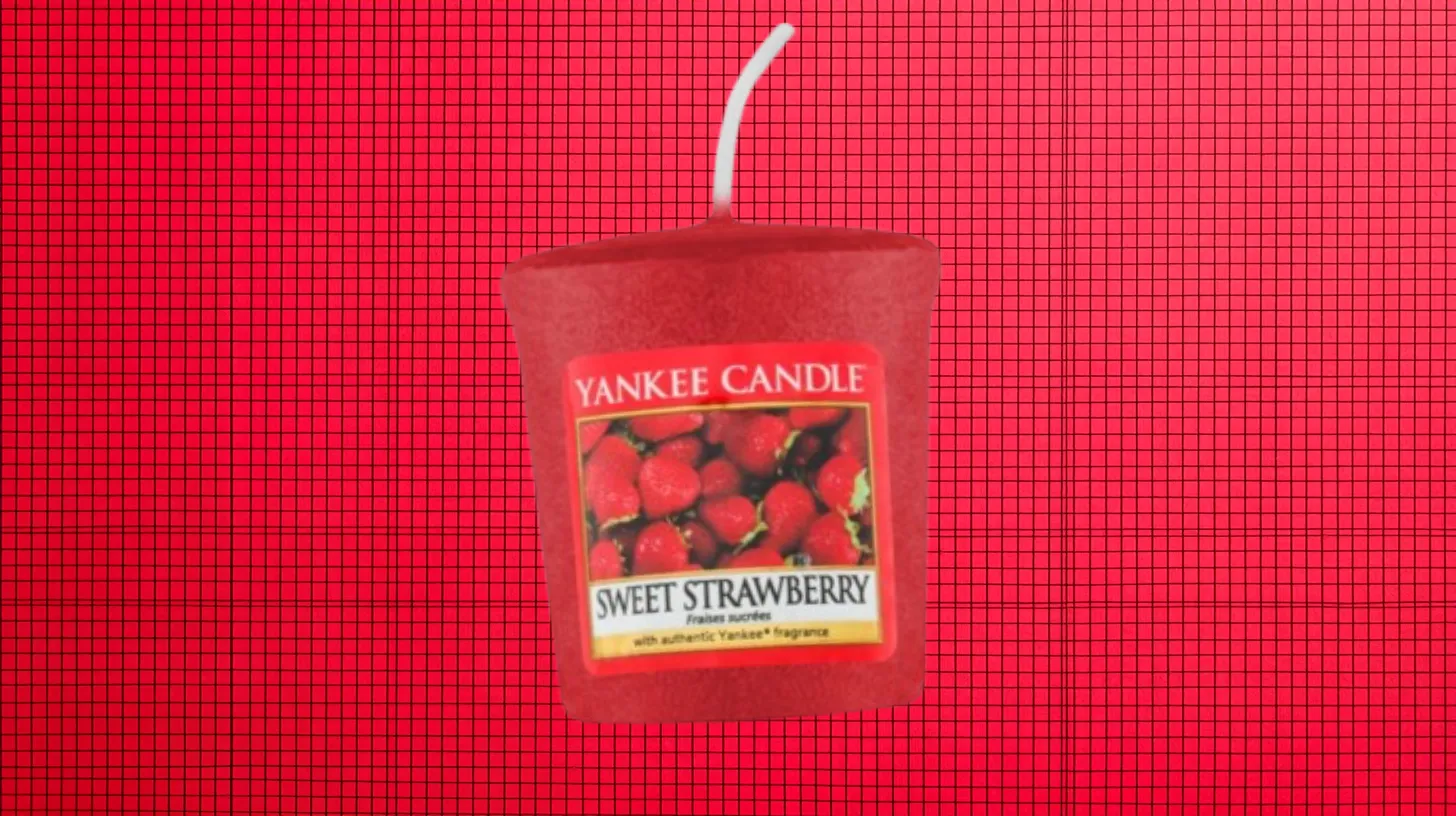 Sweet Strawberry Yankee Candle